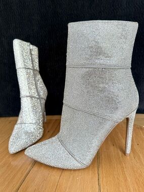 🪩 Steve Madden Winona Rhinestone sparkley Stiletto Ankle Boots size 10 ✨🪩✨NWOT